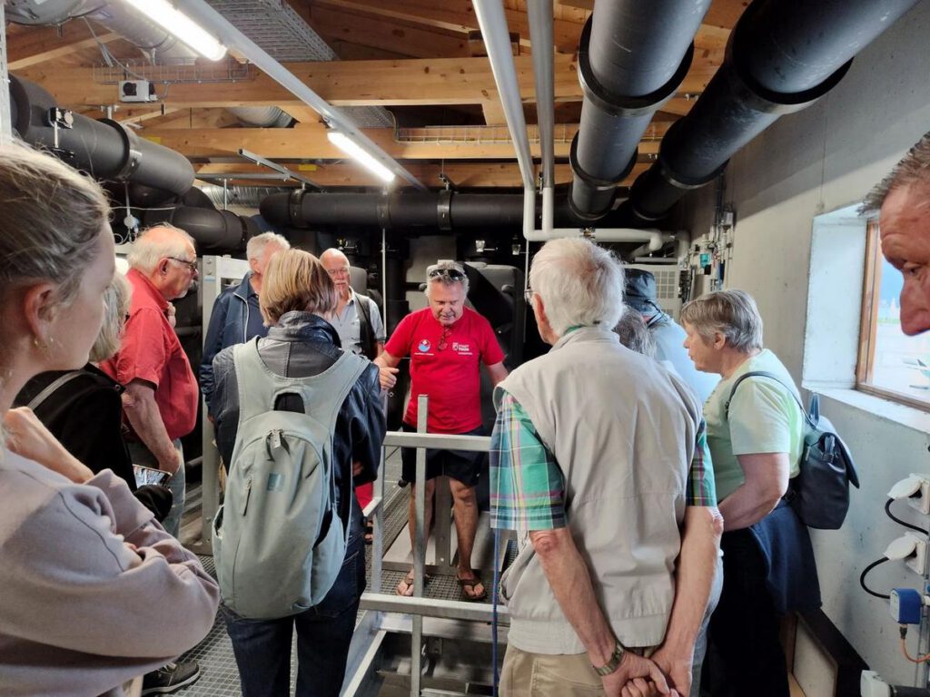 Besichtigung der Technik im Strandbad Thun